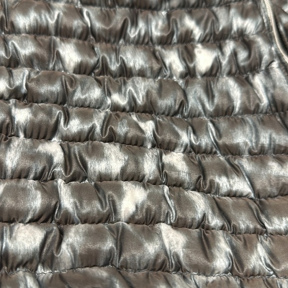 Laundry by Shelli Segal  Down Packable Puffer Coat jacket hooded size M, EUC - Picture 5 of 9